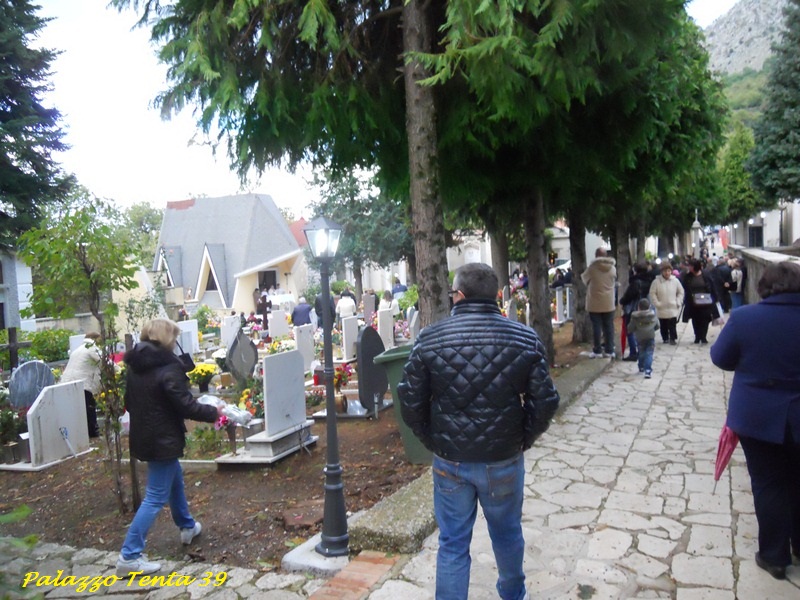 Bagnoli-Irpino-cimitero-2novembre2012-1
