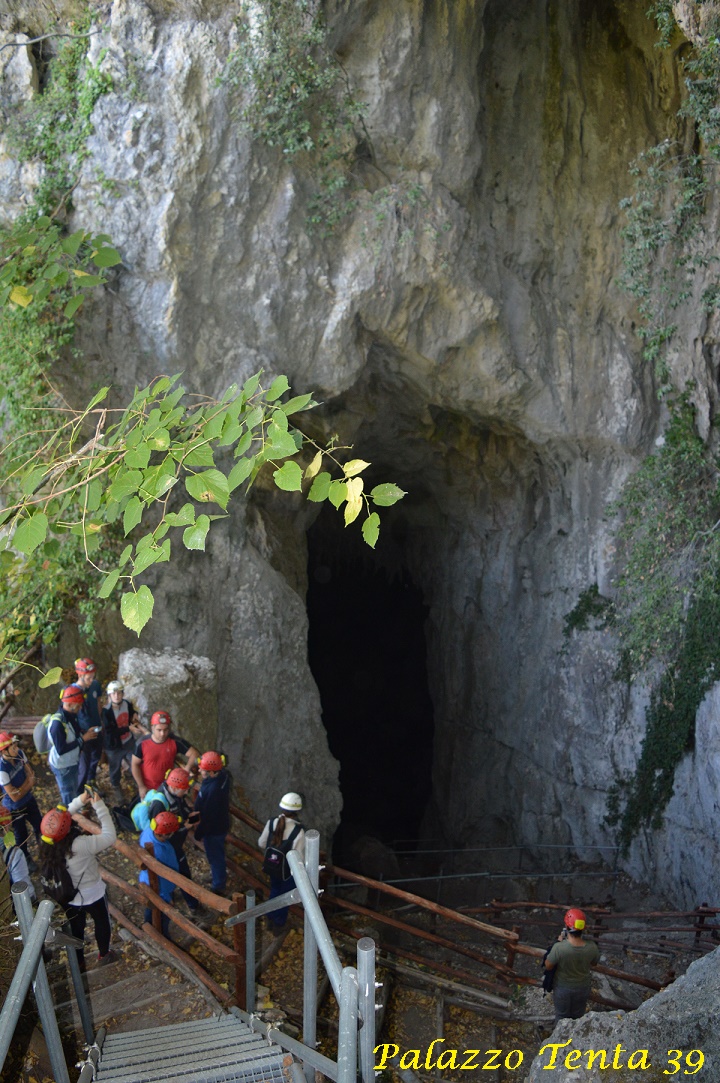Bagnoli-Esploirando-le-grotte-del-Caliendo-2017-2