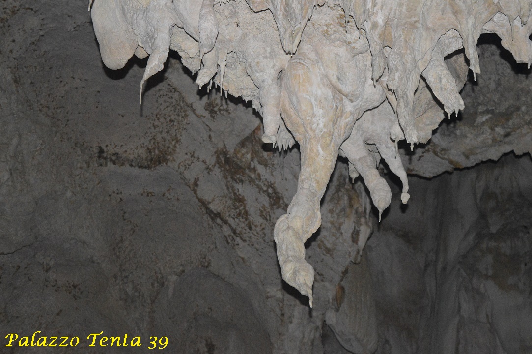 Bagnoli-Esploirando-le-grotte-del-Caliendo-2017-6