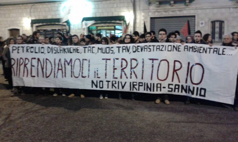 No-Tirv-Manifestazione-Gesualdo-22.12.2013-1