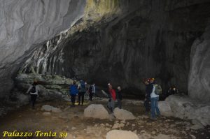 Bagnoli-Esploirando-le-grotte-del-Caliendo-2017-3